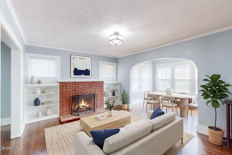 3rd image of 119 Western Parkway