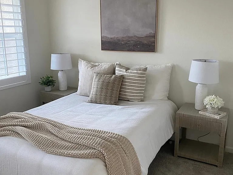 2061 Descanso Ave — Photo 10