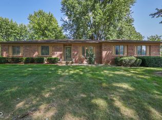 199 N Windmill Trl, Greenwood, IN 46142