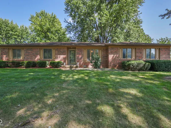 199 N Windmill Trl, Greenwood, IN 46142