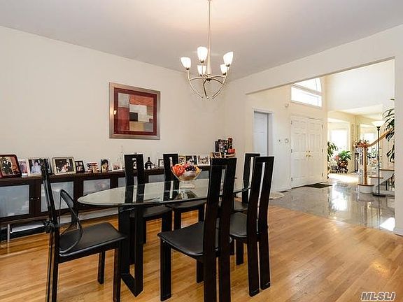 5th image of 18 Laurel Ln
