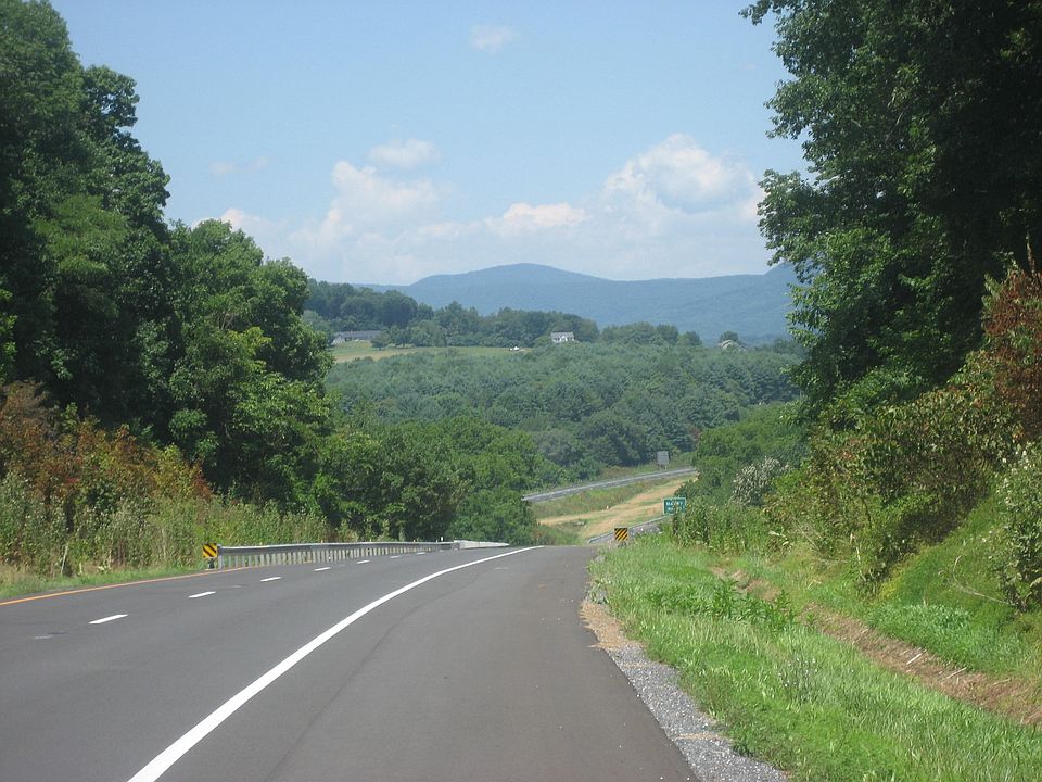 78 Cristwood from I-64