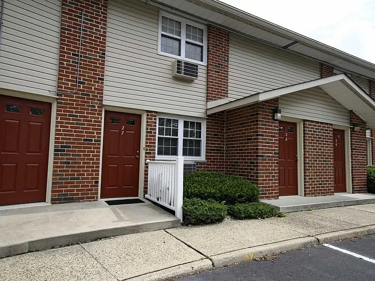 University Park Apartments — Photo 13