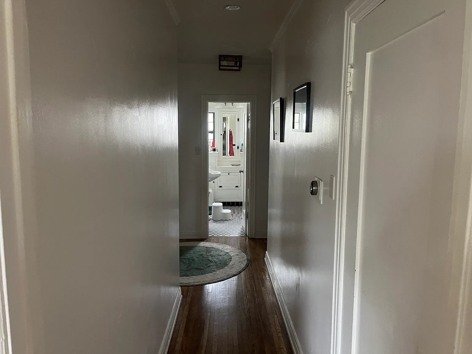 3 bed, 2000 sqft, $5,100 — Photo 4