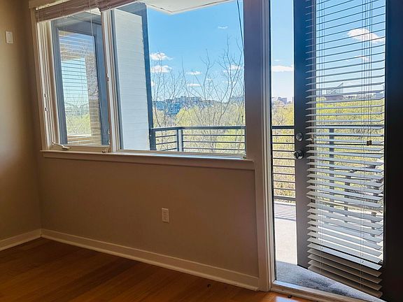 3rd image of 200 Manufacturers Rd APT 407