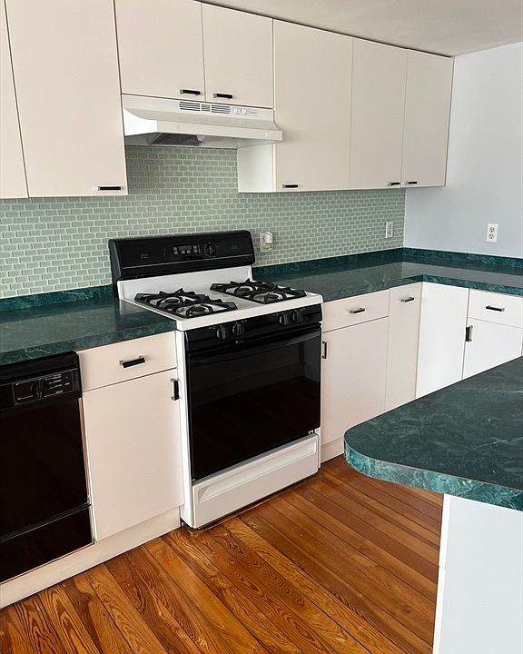 1st image of 27 Wisconsin Ave #3
