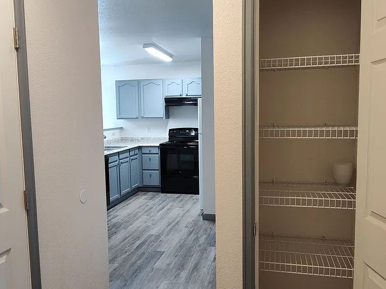 5003 Landmark Rd — Photo 14