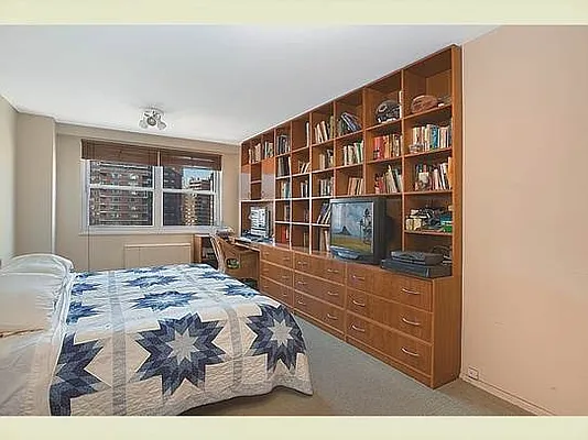 Sold by Stribling | media 25