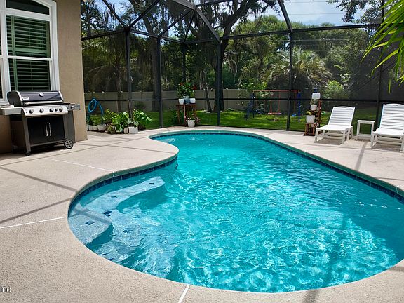 4th image of 1012 OCEAN OAKS Drive S