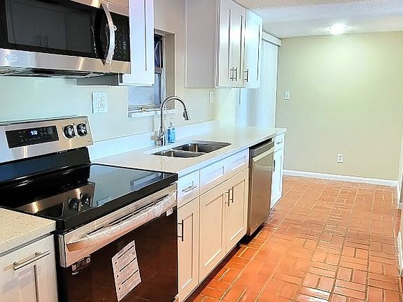 5th image of 7922 Citrus Dr #0