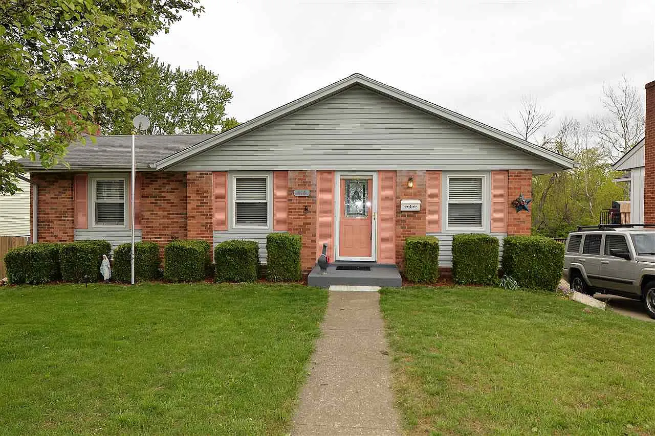 416 Caldwell Dr photo 1