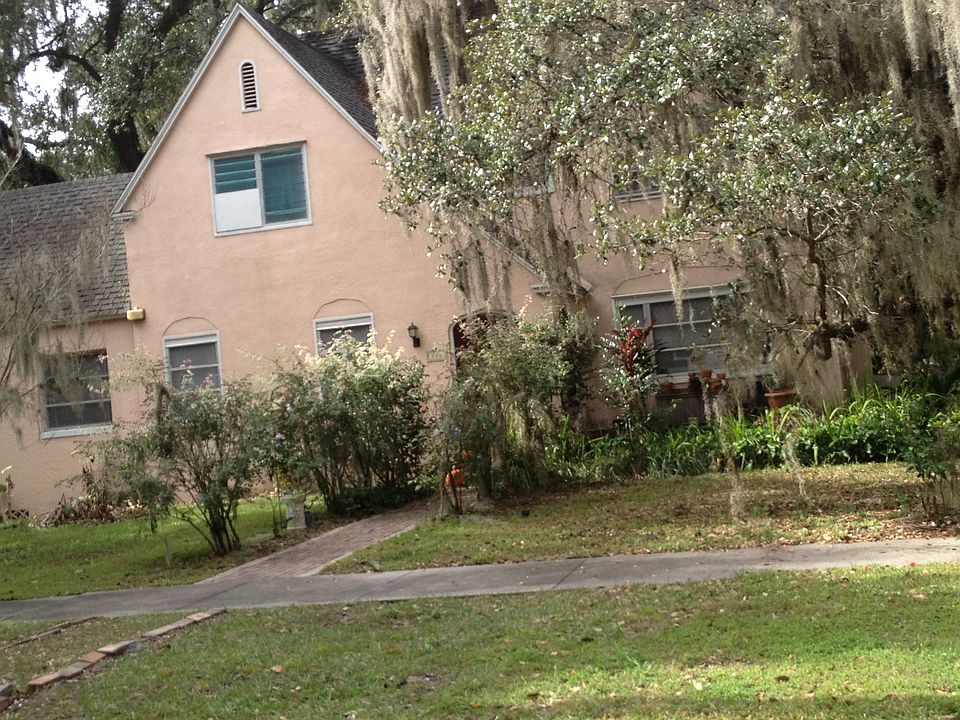 1st image of 700 Daniels Ave