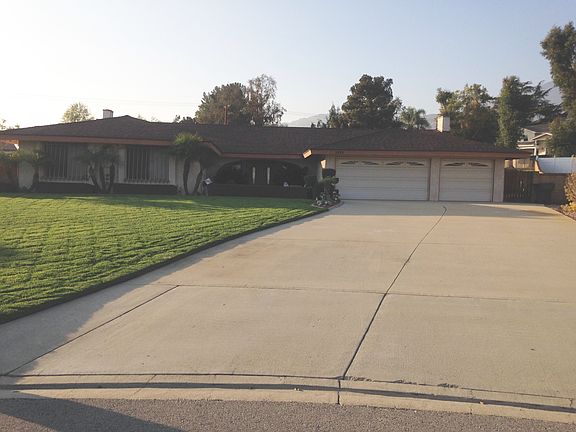 2nd image of 5924 Sunstone Ave