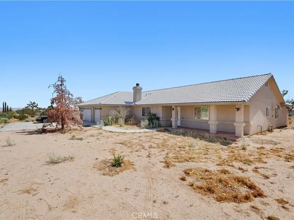 13227 Smith Rd, Phelan, CA 92371