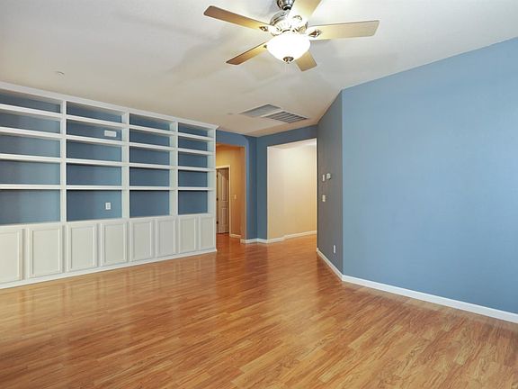 2nd image of 2682 Holland Way