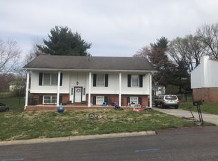 5443 Lamplighter Dr, Roanoke, VA 24019