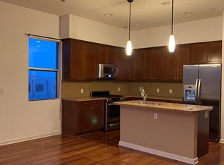 201-5550 Boardwalk #201, Hawthorne, CA 90250