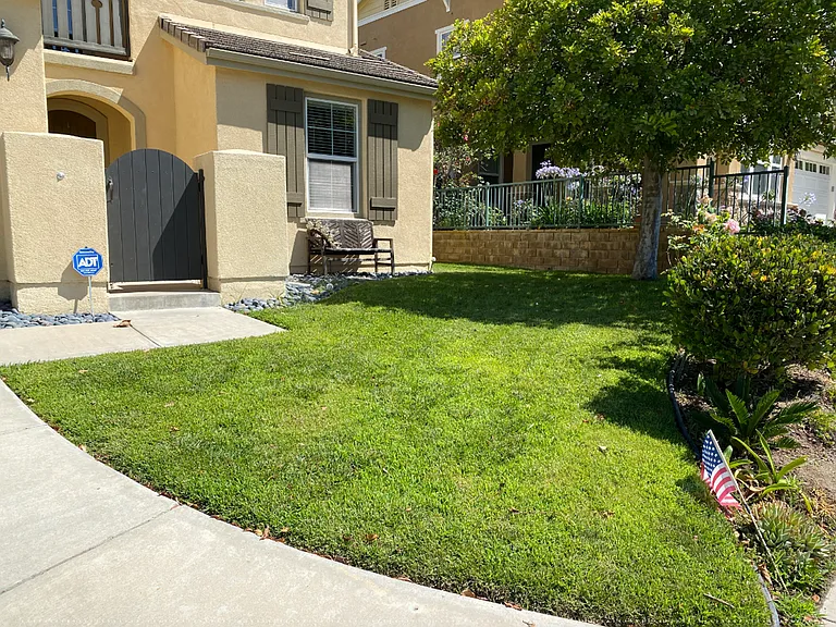 1837 Seasons St — Photo 2