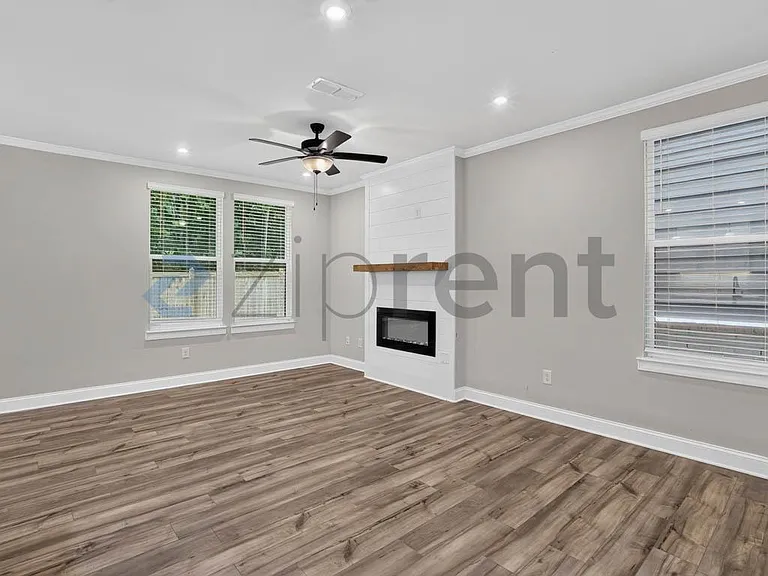 705 Stickley Oak Way — Photo 3