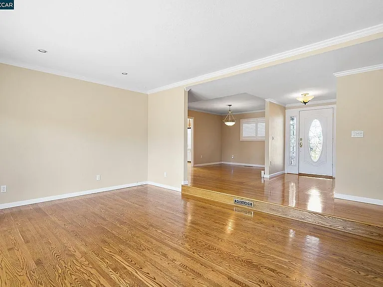 3340 McKean Dr — Photo 10