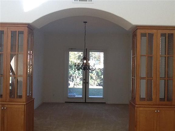 5th image of 8455 Donaker St