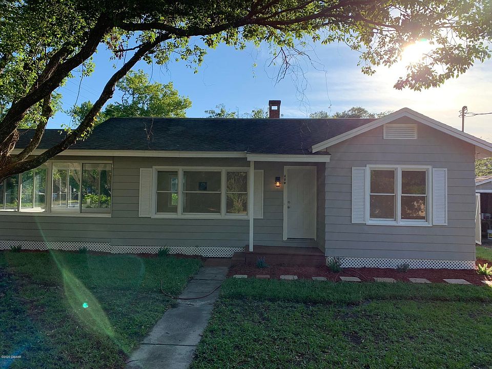1st image of 200 Strawberry Ln