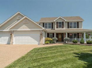 1553 River Birch Ct, Saint Peters, MO 63376