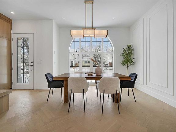 3rd image of 518 W 34a St NW