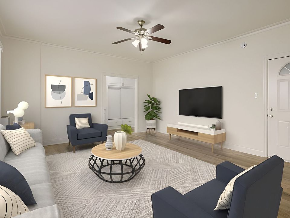 1st image of 1317 N Bronson Ave APT 207