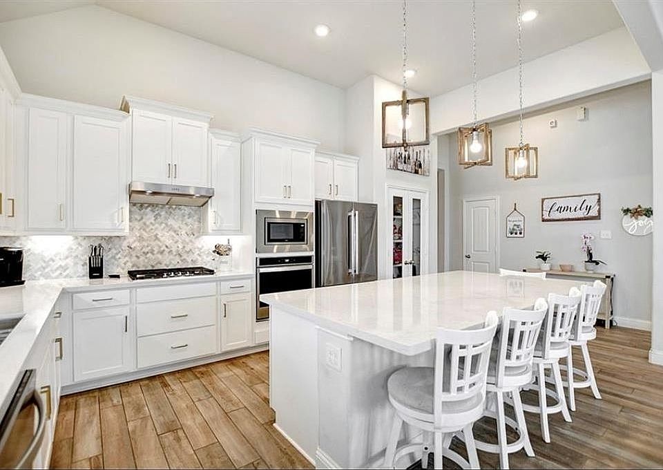 1st image of 2287 Vanessa Cay Ln