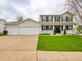 221 Niagra Dr, Wentzville, MO