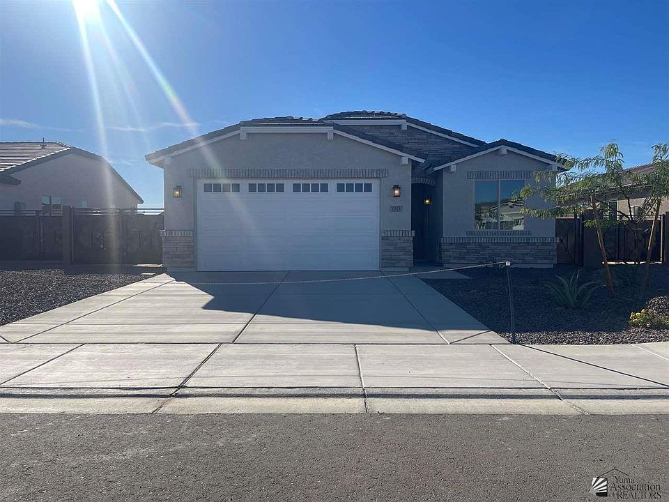 1st image of 7521 E 35th Ln
