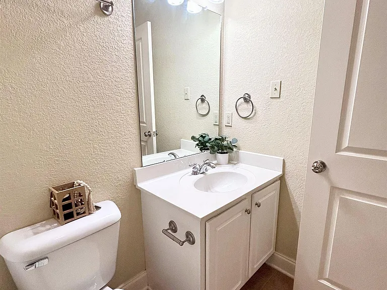4848 Windsor Village Dr #63 — Photo 11