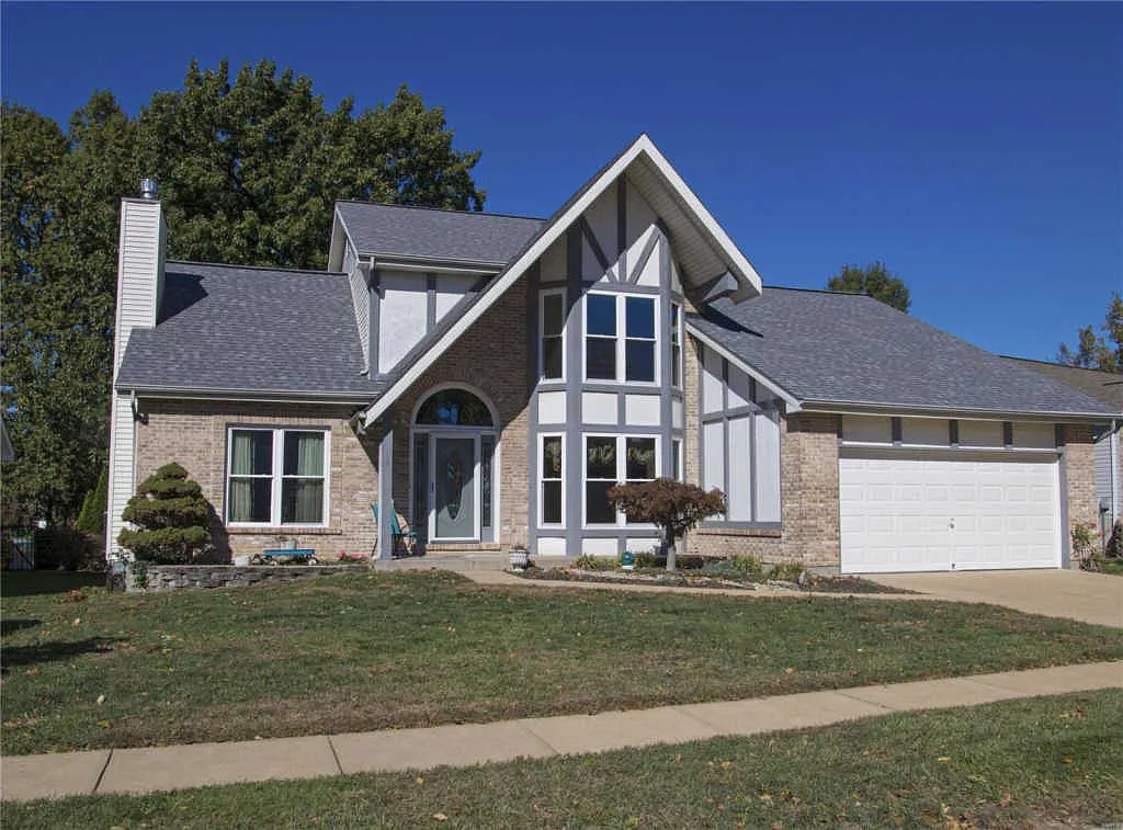 19 Freeman Dr photo 1