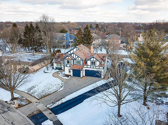 4th image of 948 Norwood Ct
