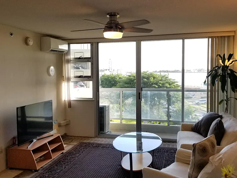 215 N King St #507 — Photo 11