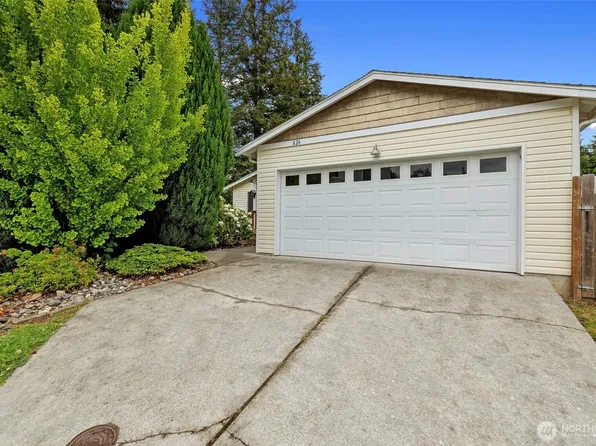 826 Park Cottage Place, Sedro Woolley, WA 98284