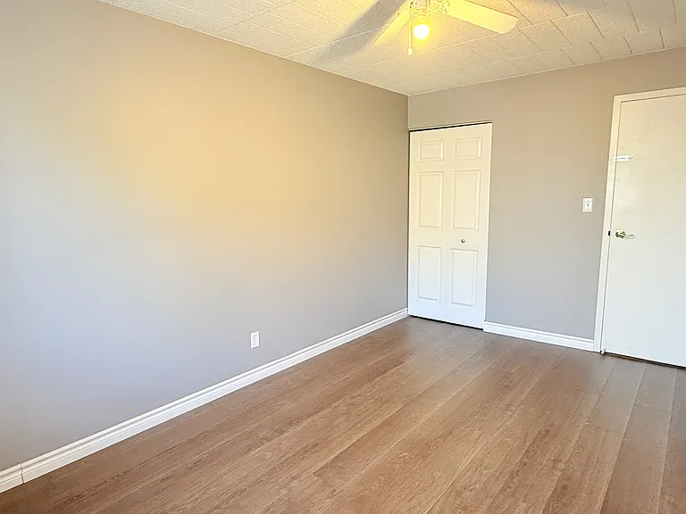 360 Tecumseh Rd W #103 — Photo 11