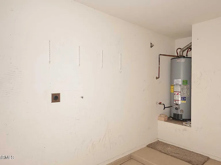 4517 E Melinda Ln — Photo 47