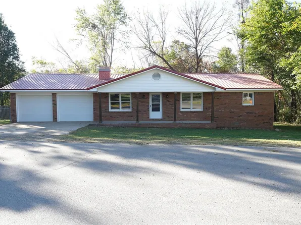 15566 Horse Shoe Ln, Dexter, MO 63841