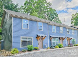 60 Trevor Trl, Clyde, NC 28721