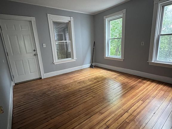 3rd image of 51 Bellevue Ave #1