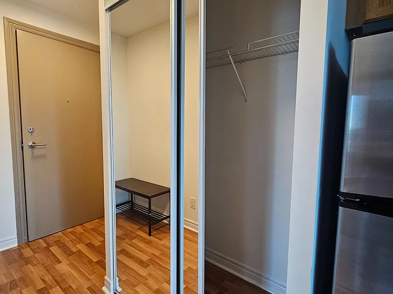 70 Town Centre Ct #711 — Photo 23