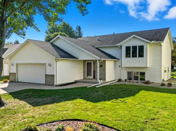 109 Celestine Cir, Mankato, MN 56001