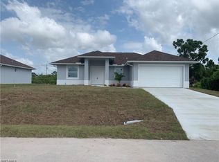 2904 25th St SW, Lehigh Acres, FL 33976