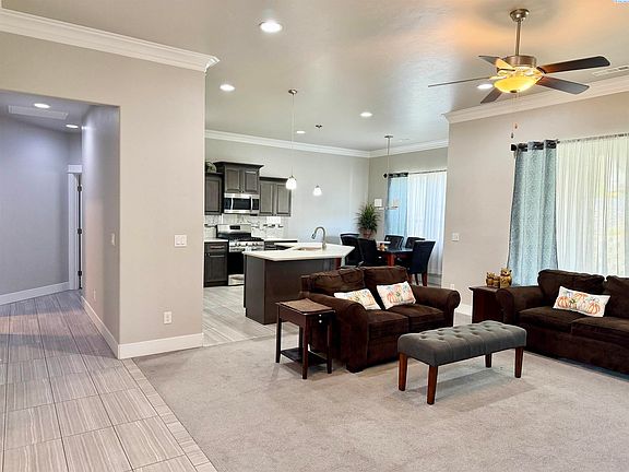 3rd image of 2954 S Harrison St