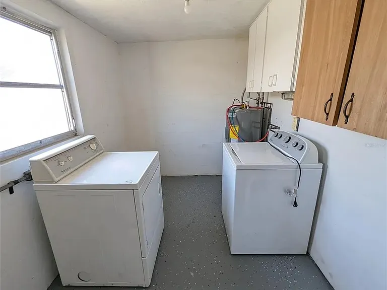 8019 Portage Dr — Photo 17