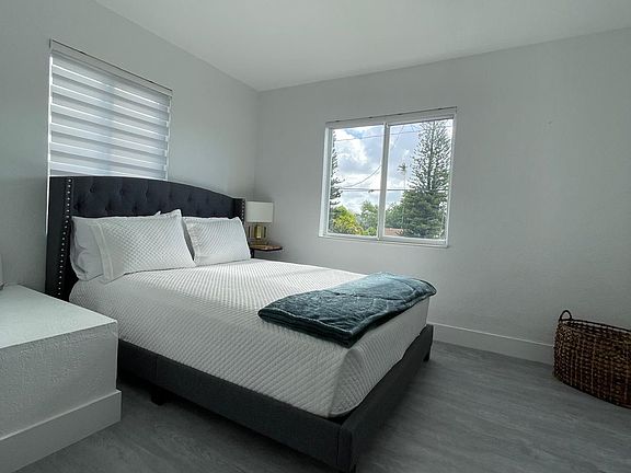 4th image of 44 NW 24th Ave #46