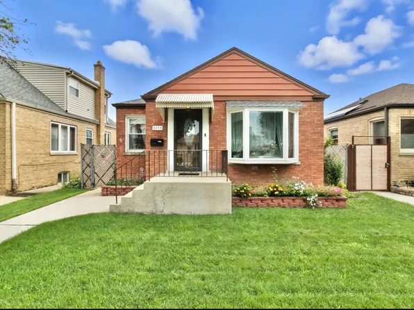 3755 N Page Ave, Chicago, IL 60634