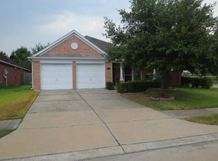 2908 Plum Lake Dr, Pearland, TX 77584